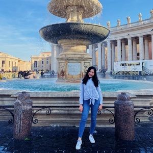 Meet your Posher, Se young